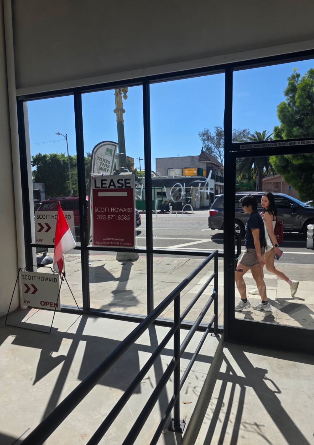 4667 Hollywood Blvd, Los Angeles, CA for Rent