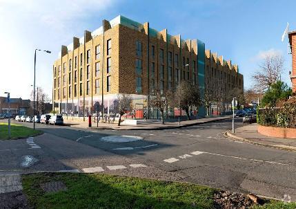 Worsley Bridge Rd, London, LND for Rent