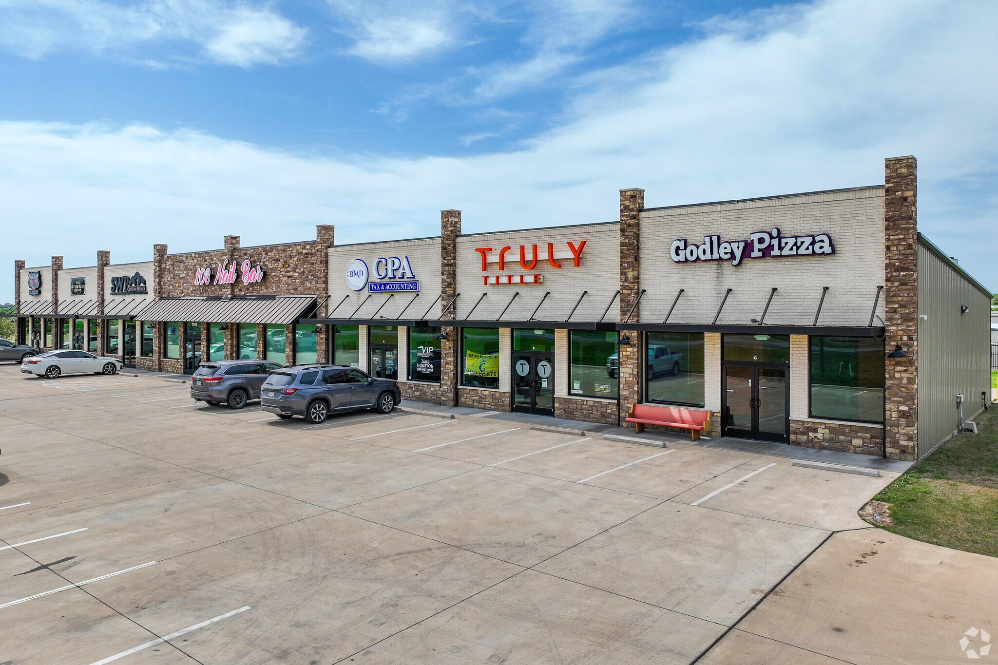 SEC US 171 & Sloan Cir, Godley, TX for Rent