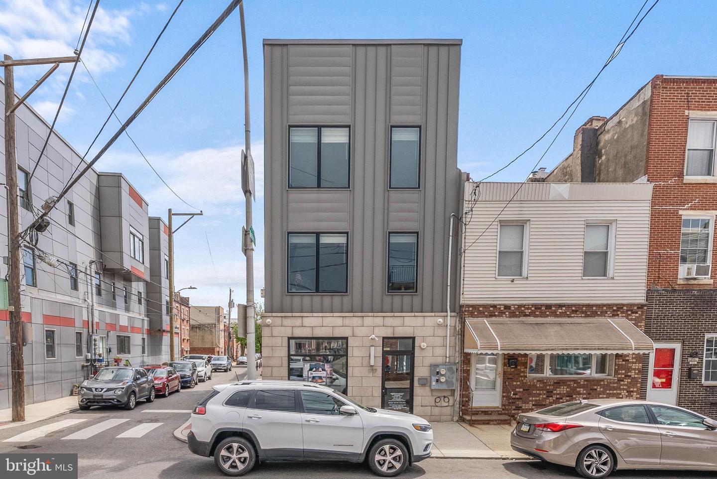 1717 S 2nd St, Philadelphia, PA for Sale