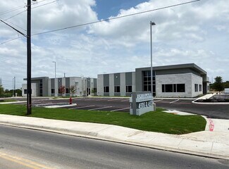 San Antonio, TX Office/Medical - 4318 De Zavala Rd