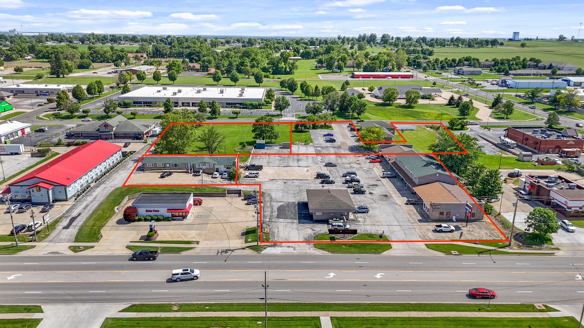 1111 W Morton Ave, Jacksonville, IL for Sale