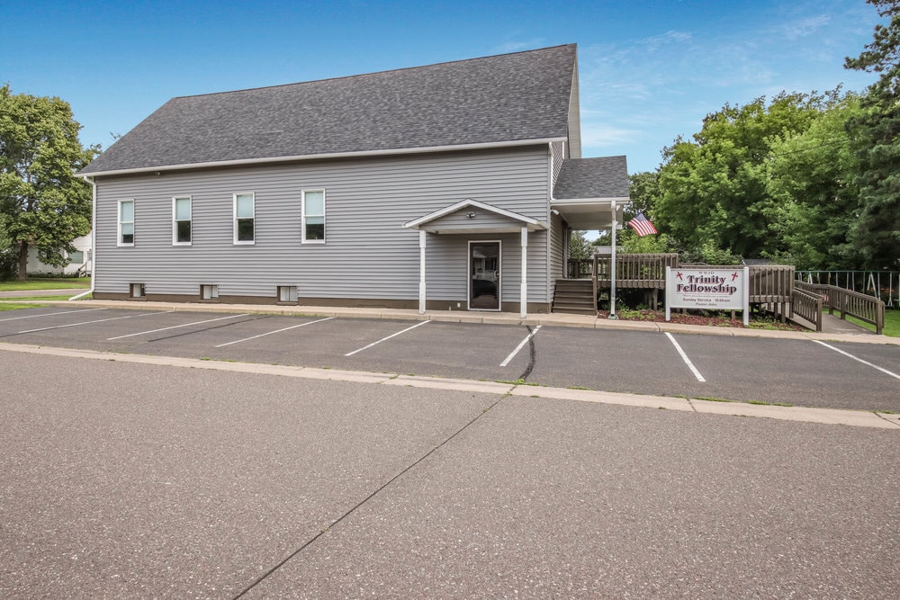 104 E Barker St, Rice Lake, WI for Sale