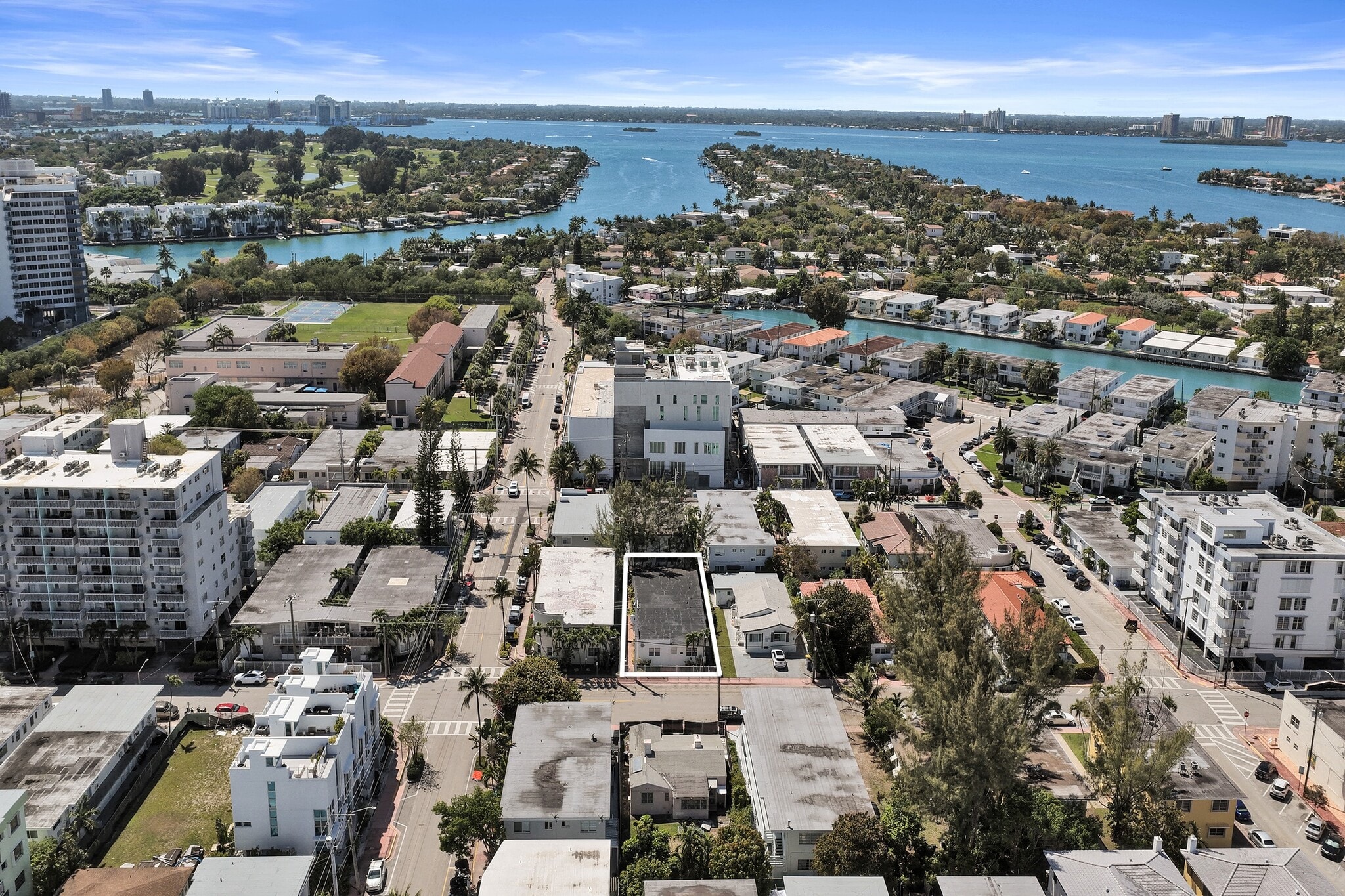 7710 Carlyle Ave, Miami Beach, FL for Sale
