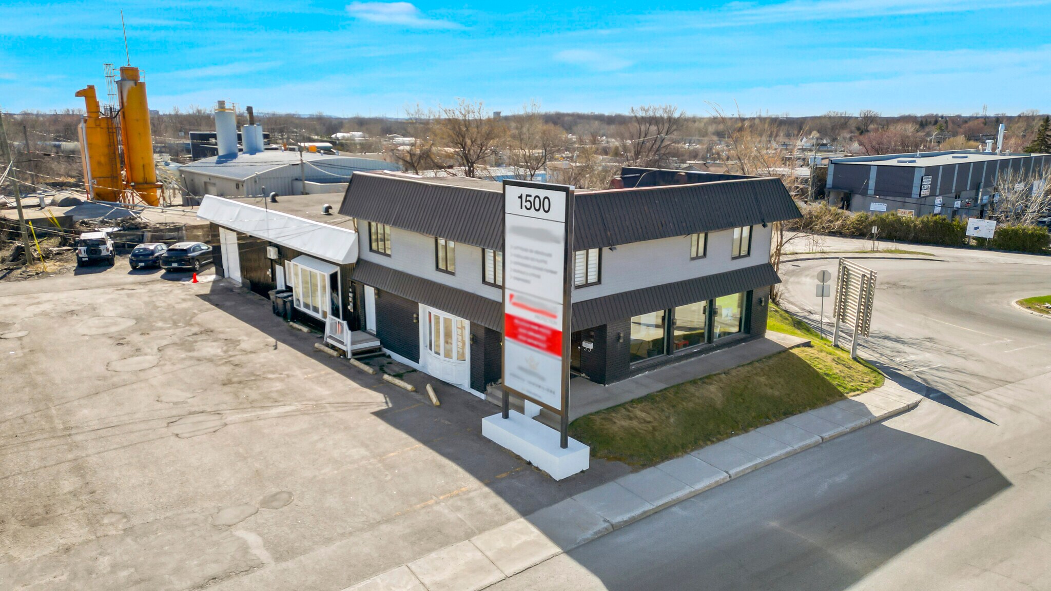 1500-1502 Boul Des Laurentides, Laval, QC for Sale
