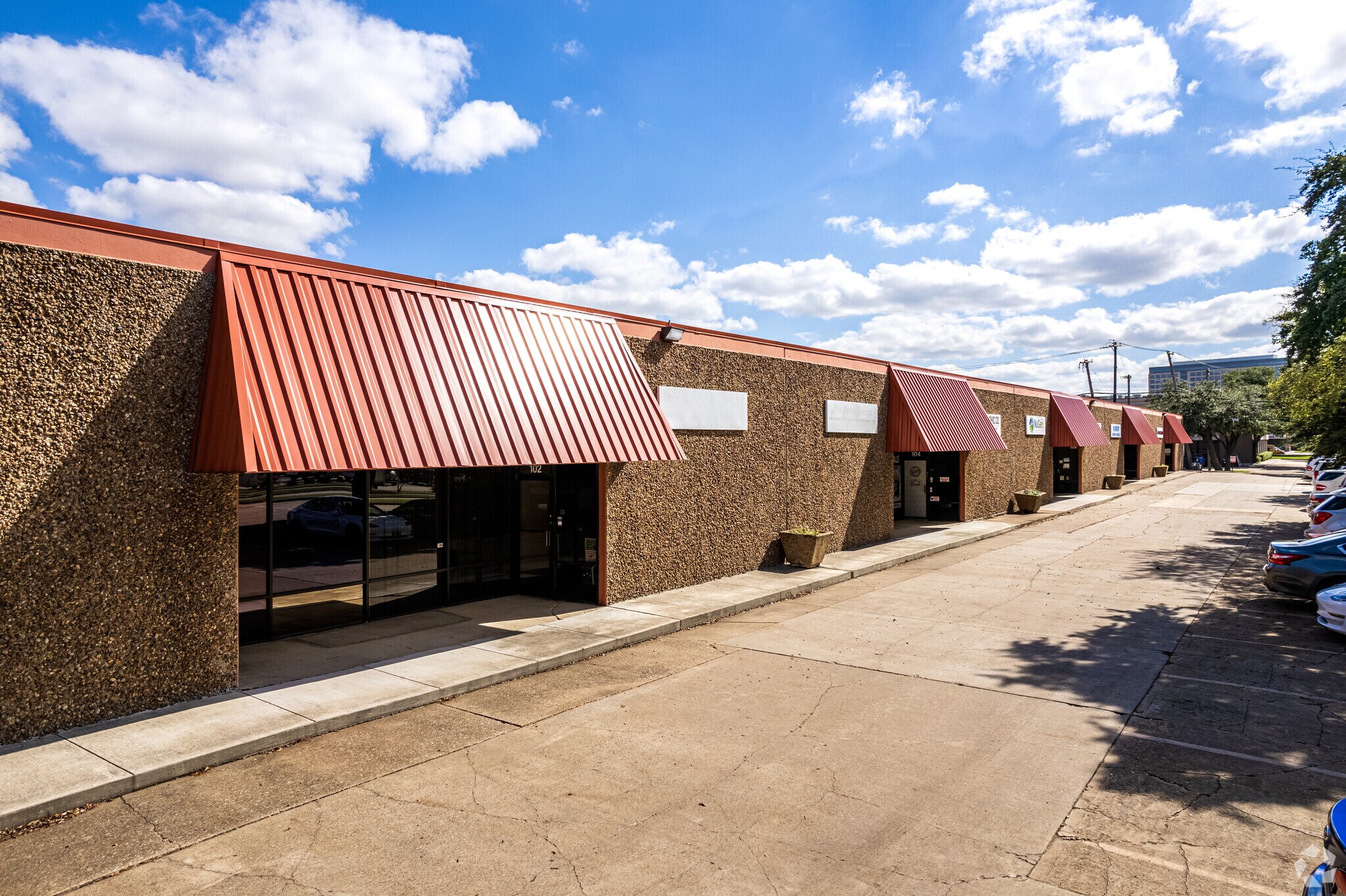 1100 Summit Ave, Plano, TX for Rent