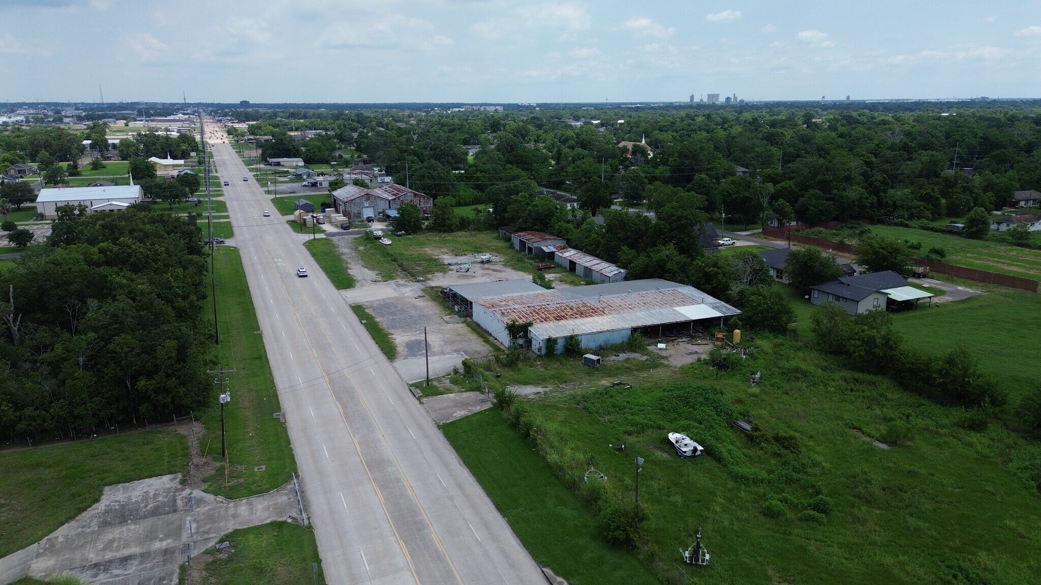 3999 S 11th St, Beaumont, TX for Sale