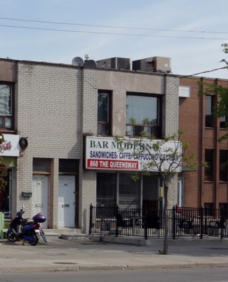 Toronto, ON Retail - 868-872 The Queensway