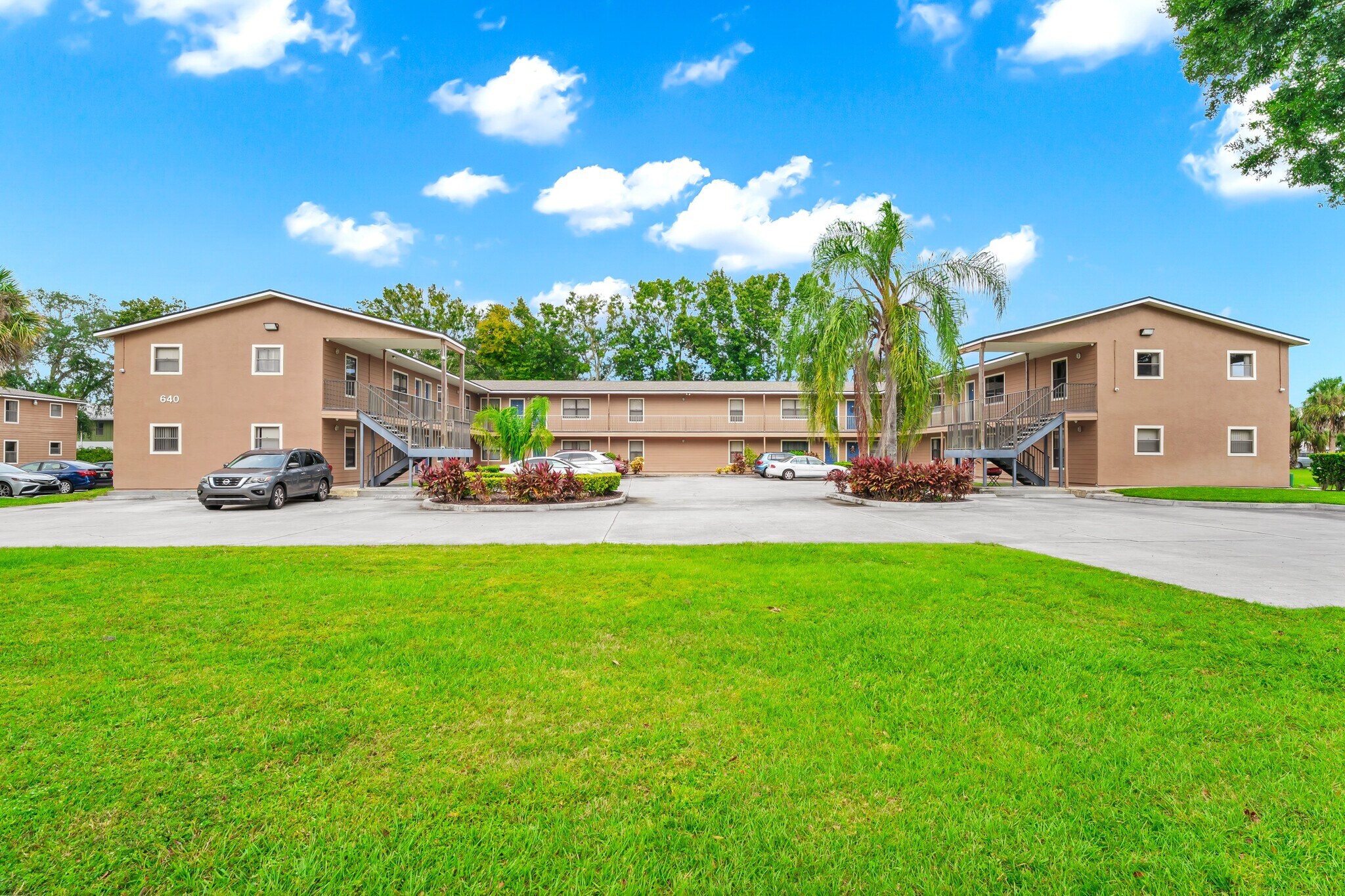 640 8th St, Holly Hill, FL for Sale