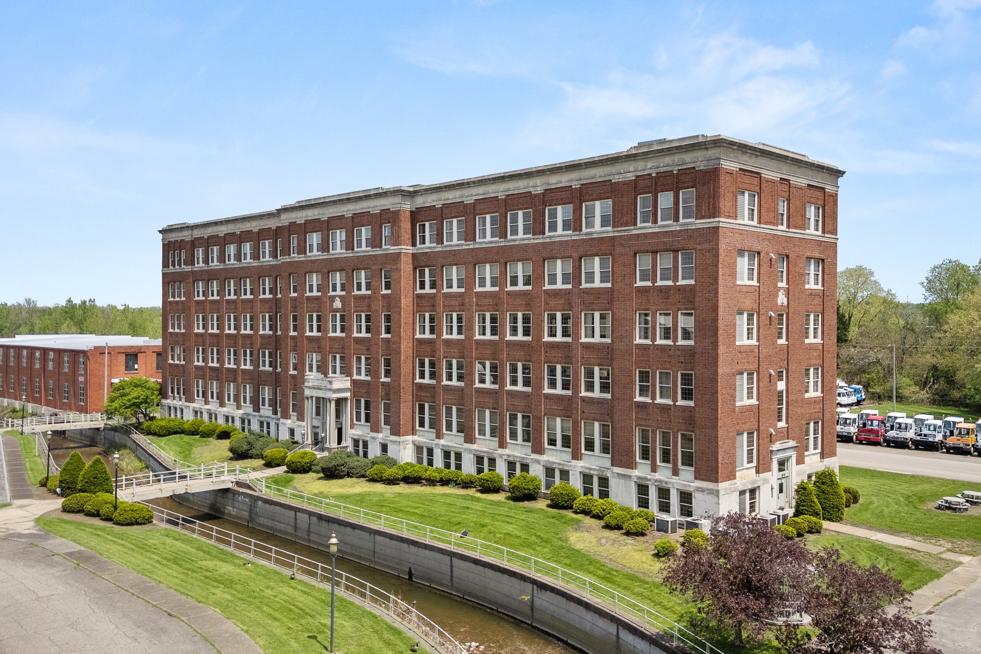 380 N Main St, Mansfield, OH for Sale