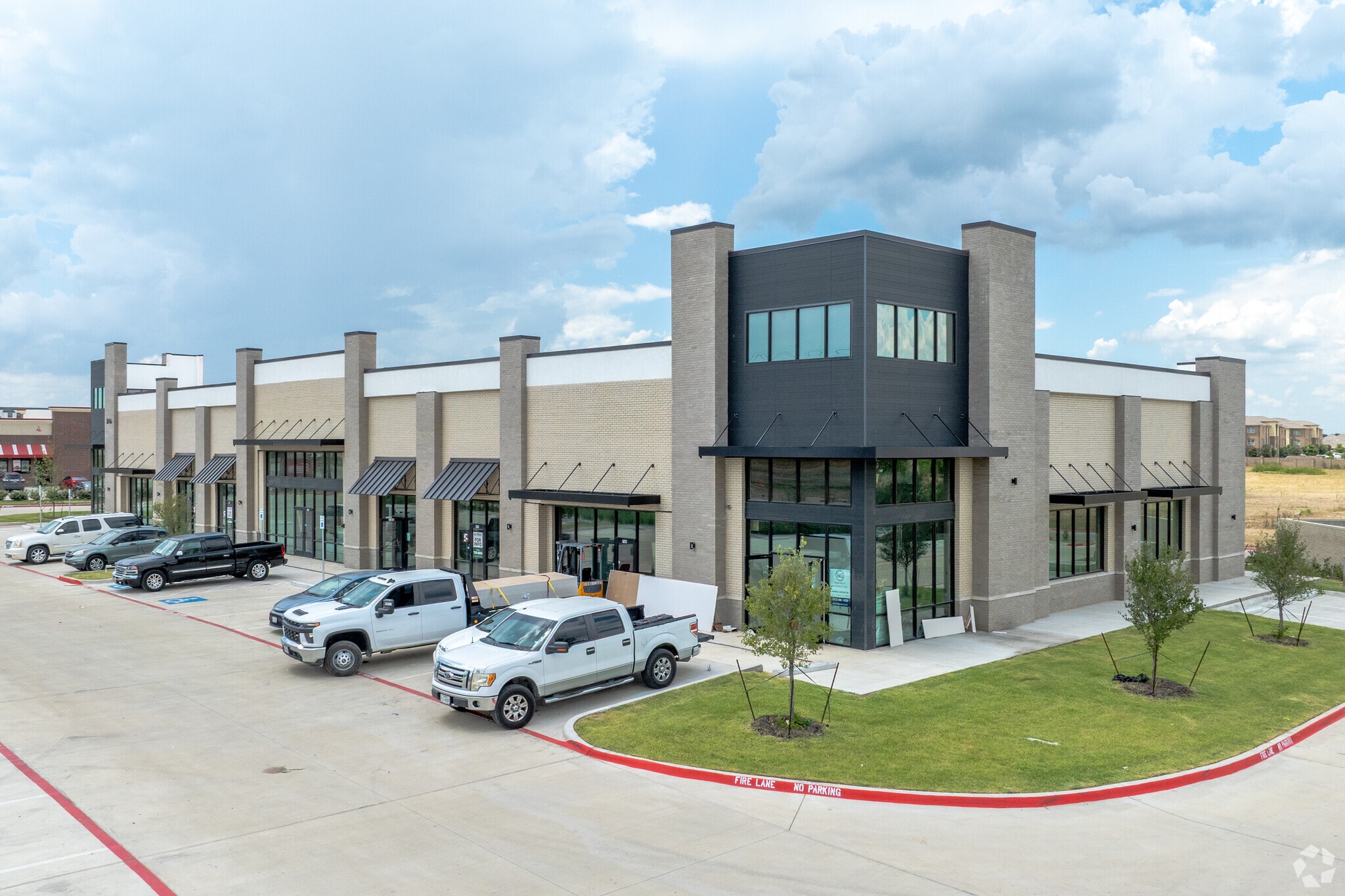 NWC of US-380 & Main St, Aubrey, TX for Rent