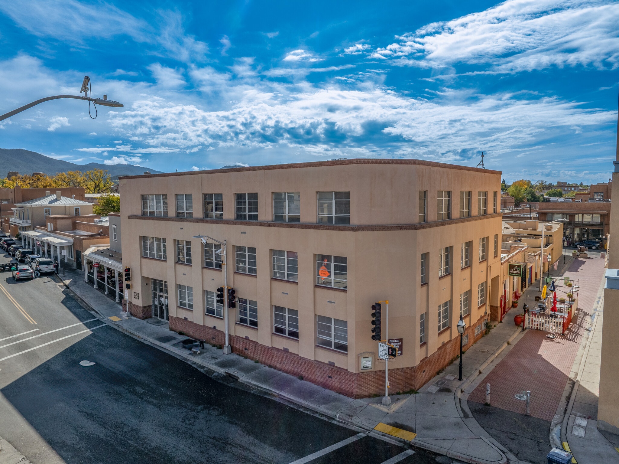 142 W Palace Ave, Santa Fe, NM for Rent