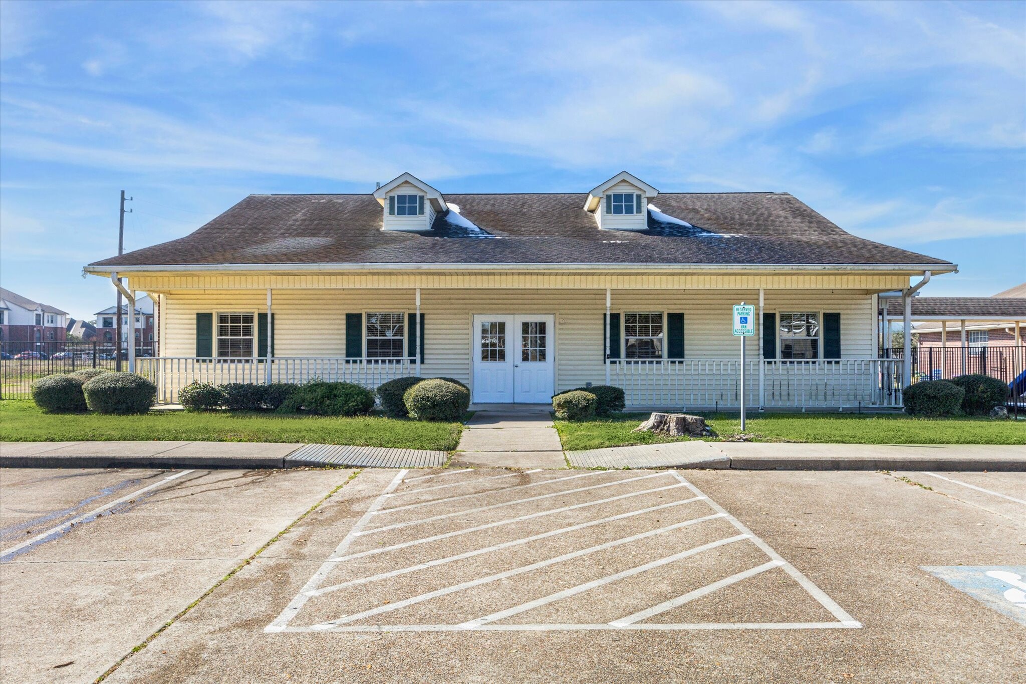 2654 W Oaks Blvd, Pearland, TX for Rent