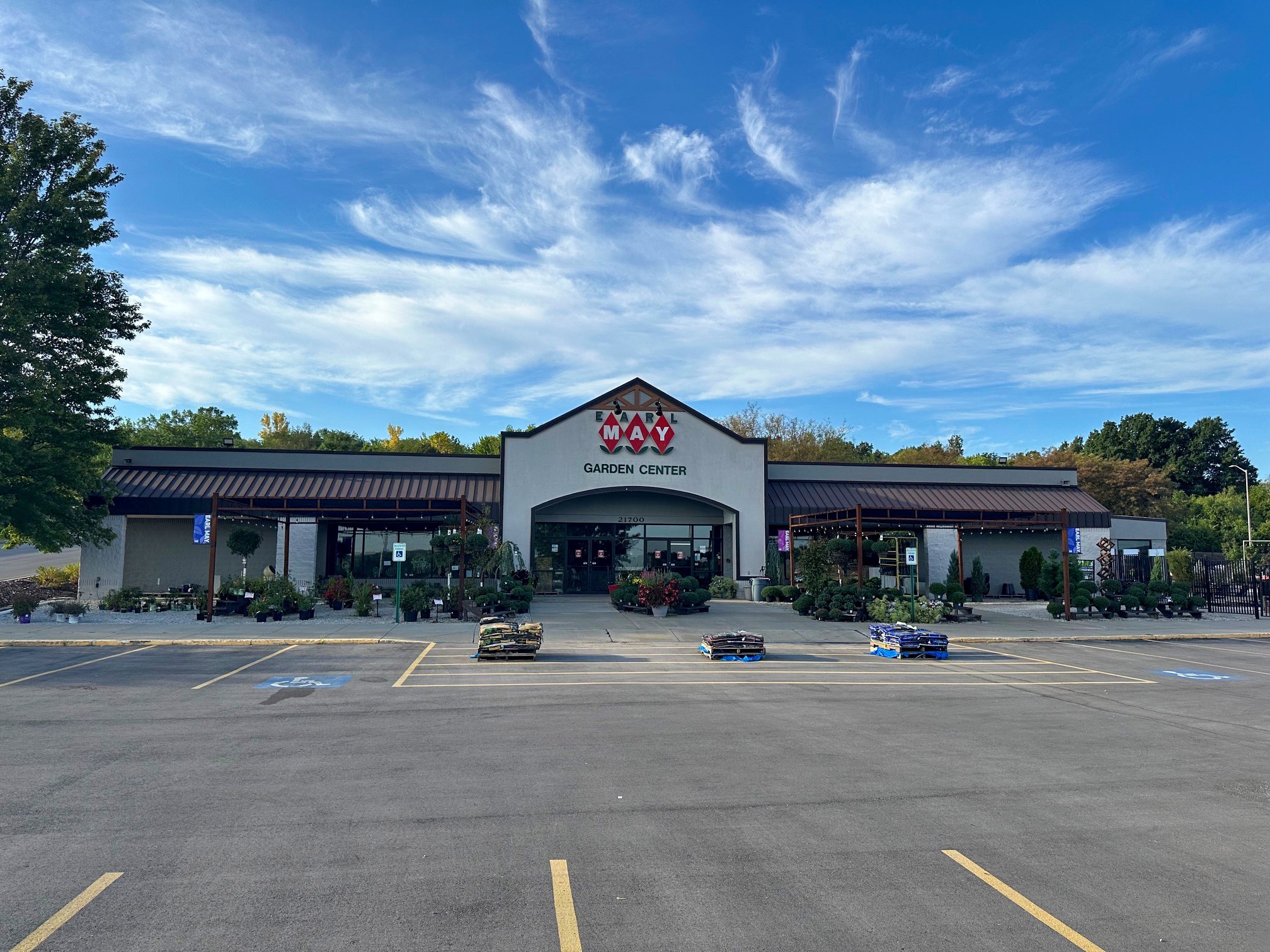 21700 Midland Dr, Shawnee, KS for Sale