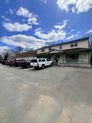 Northwood, NH Storefront Retail/Residential - 1557 1st New Hampshire Tpke