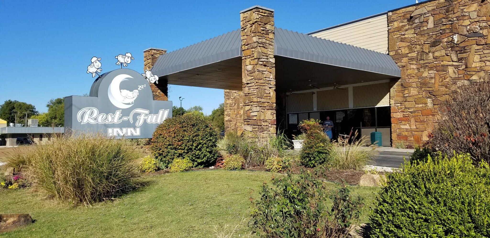 820 E 11th St, Coffeyville, KS for Sale