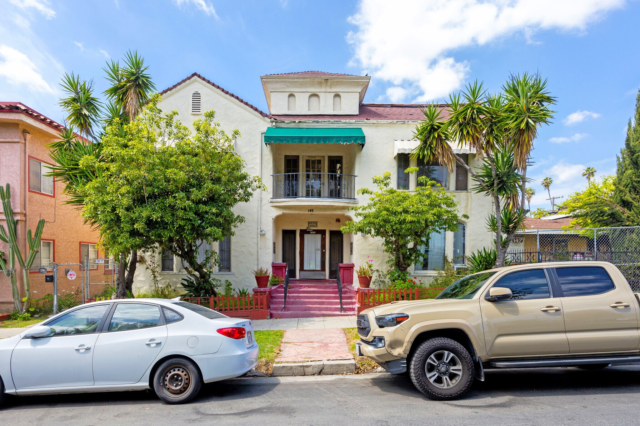 143 N Reno St, Los Angeles, CA for Sale