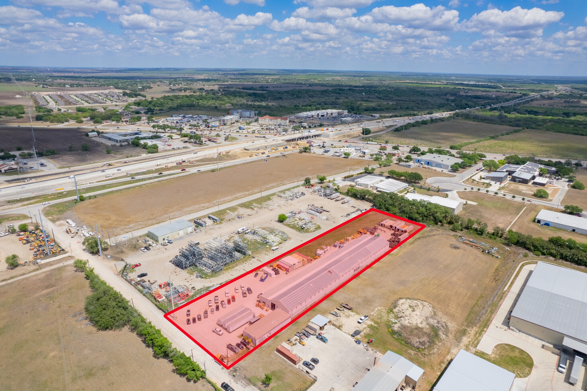 2511 N Heideke St, Seguin, TX for Sale
