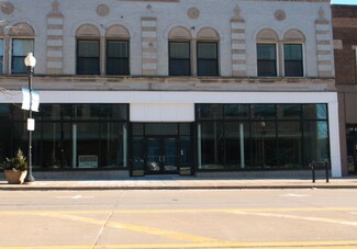 Oshkosh, WI Retail - 220 N Main St