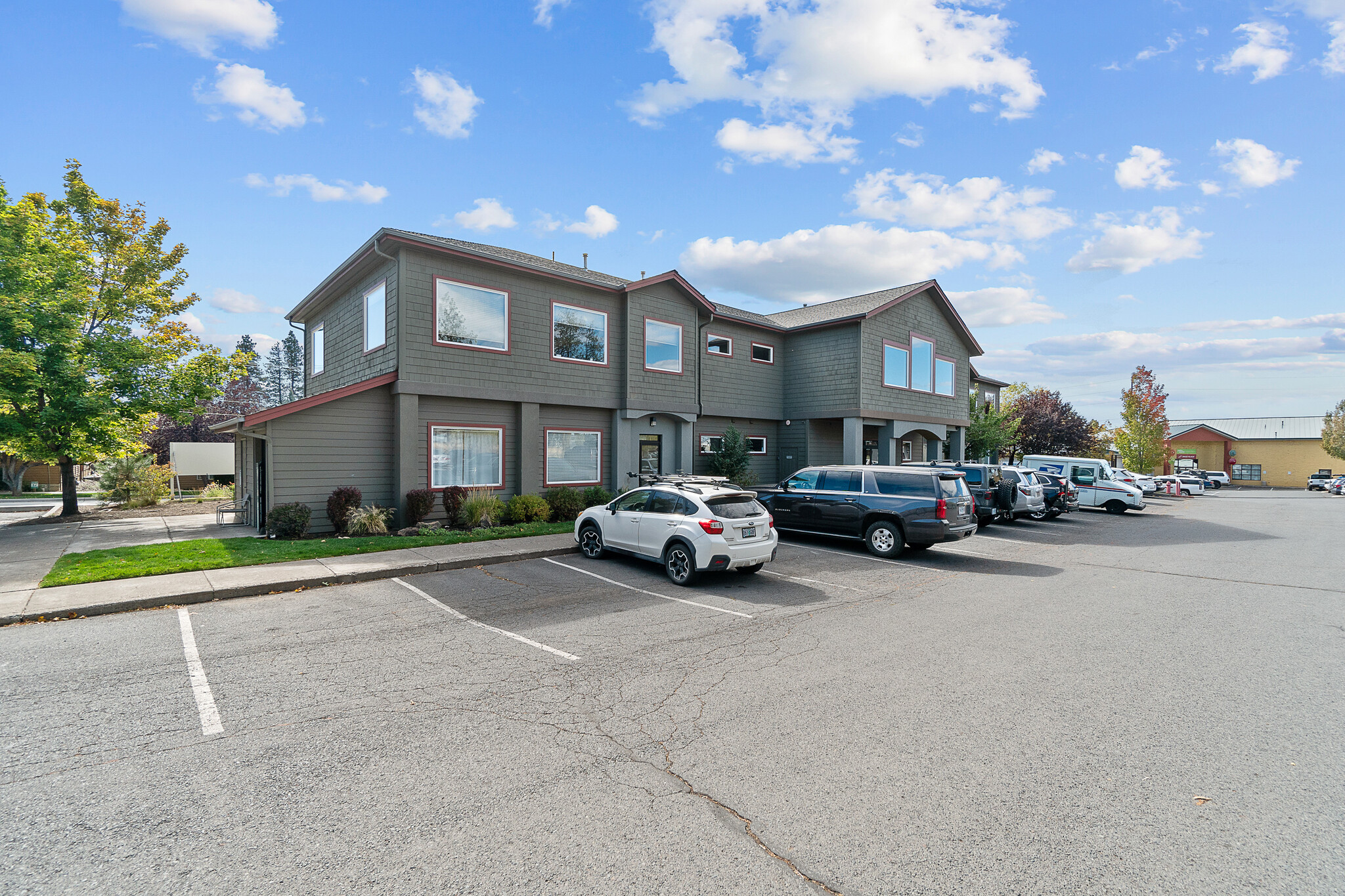 300 SE Reed Market Rd, Bend, OR for Rent