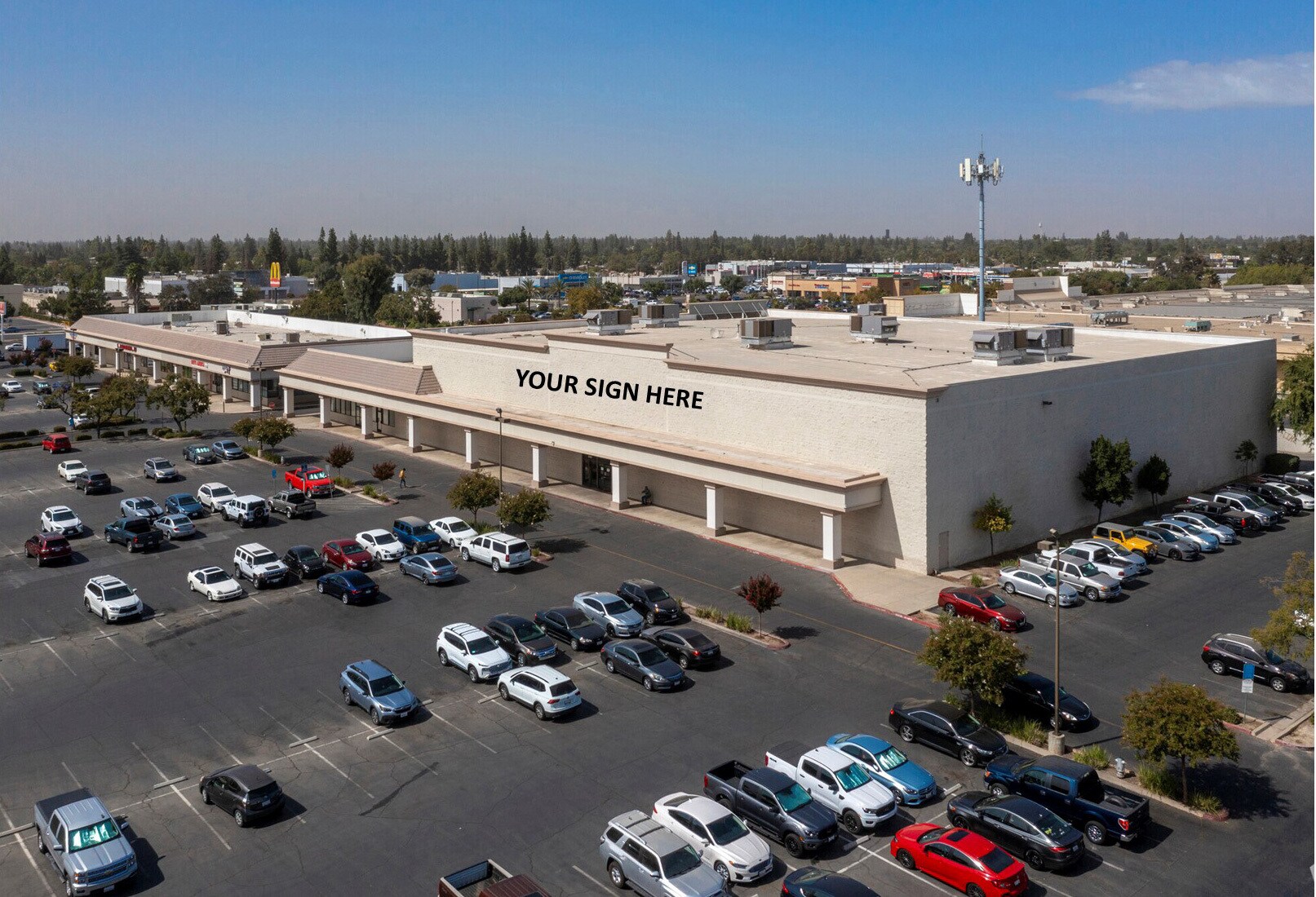 5646 N Blackstone Ave, Fresno, CA for Rent