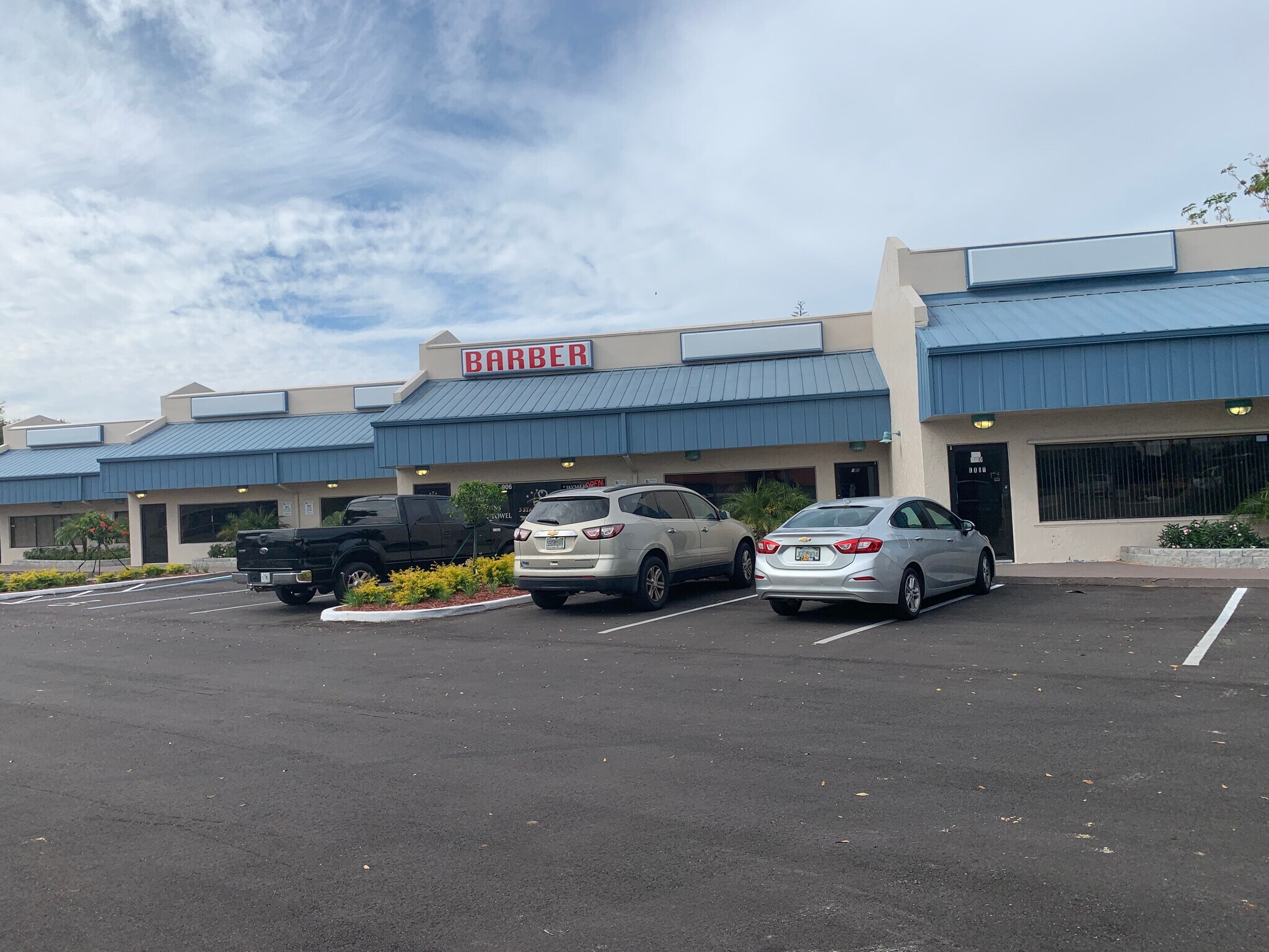 900-914 Dixon Blvd, Cocoa, FL for Sale