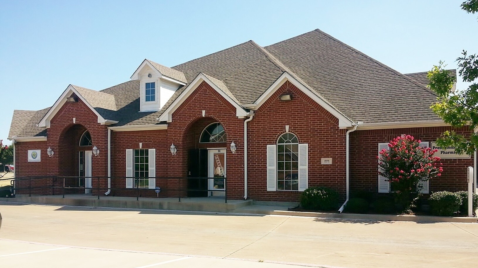 1005 York Dr DeSoto, TX 75115 Office Property for Lease on