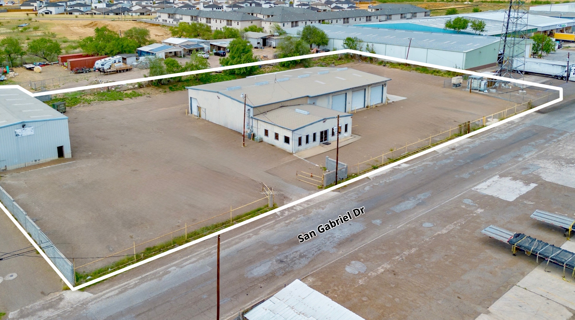 8210 San Gabriel Dr, Laredo, TX for Rent