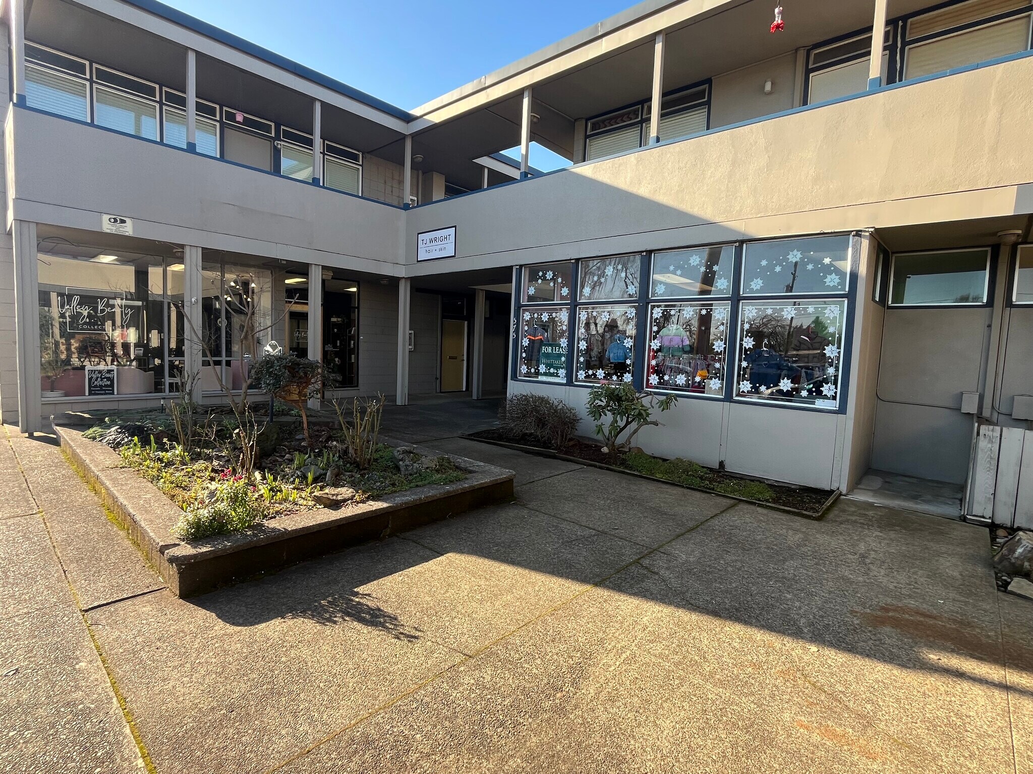 545-575 Holly St, Junction City, OR for Rent