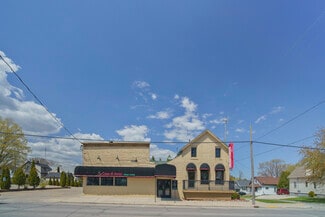 Manitowoc, WI Retail - 2204 Washington St
