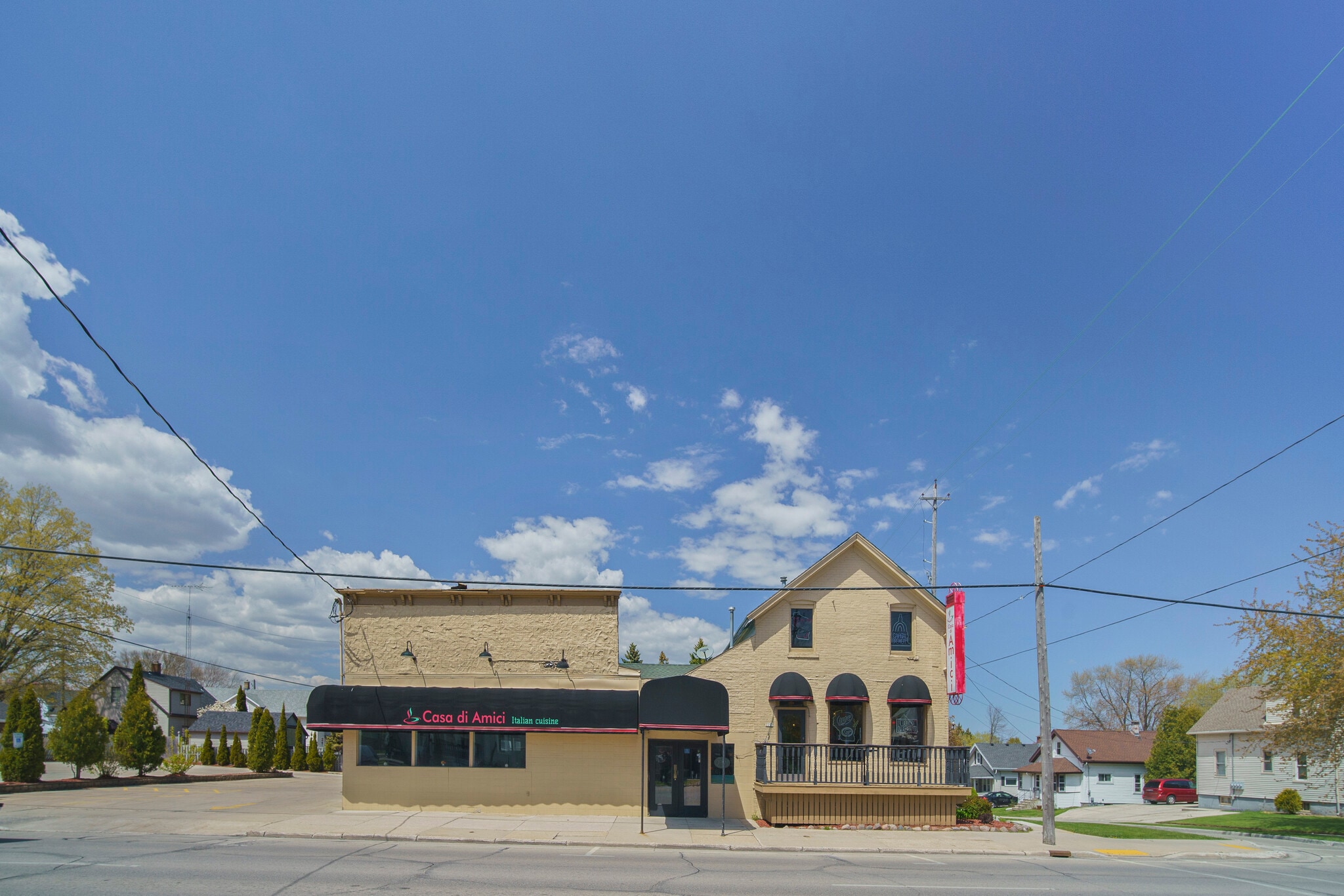 2204 Washington St, Manitowoc, WI for Sale