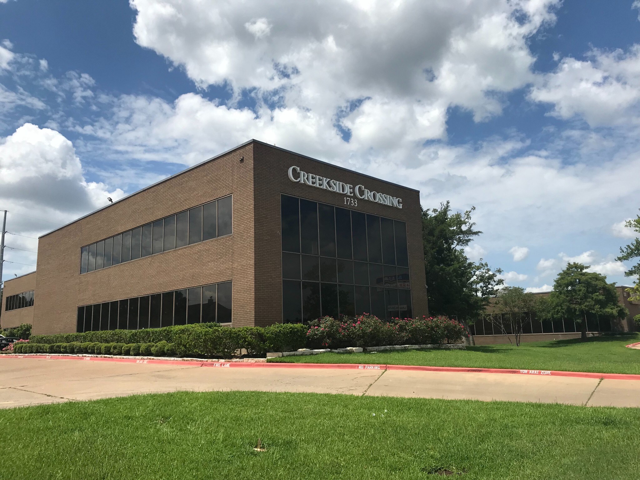 1733 Briarcrest Dr, Bryan, TX for Rent