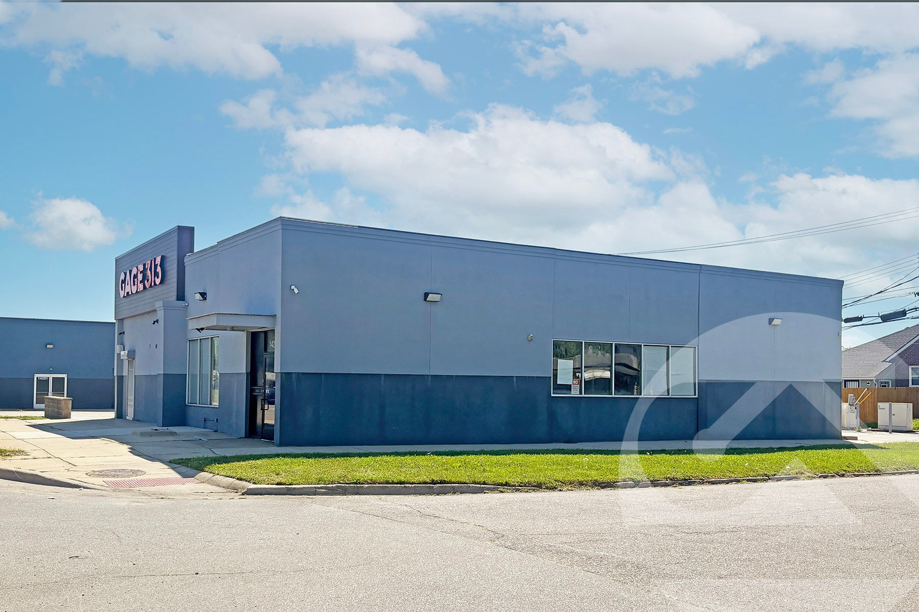 14243 W 8 Mile Rd, Detroit, MI for Rent
