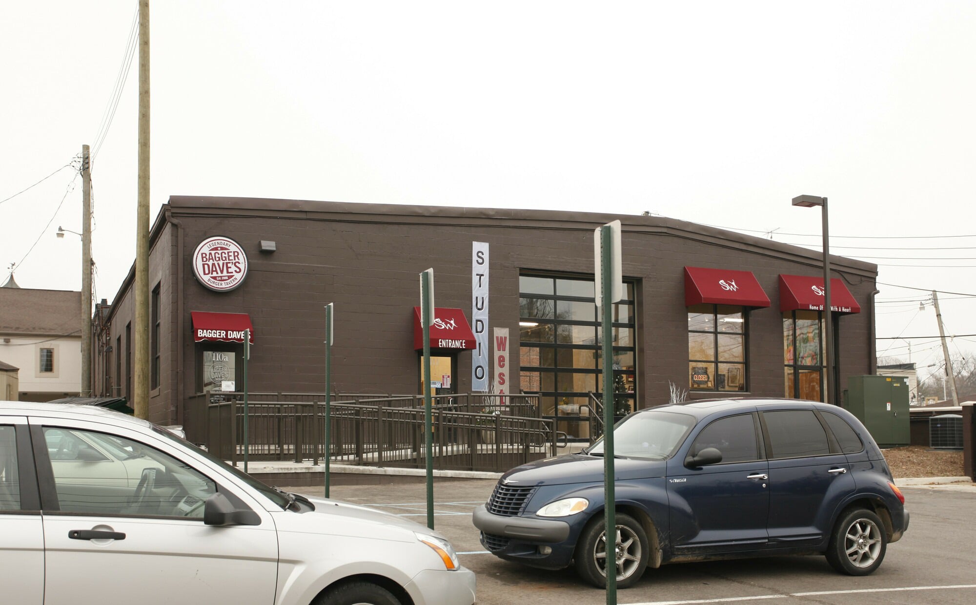 108-110 E Grand River Ave, Brighton, MI for Sale