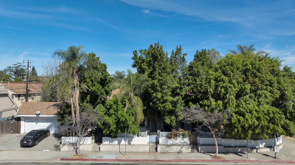 11667 Burbank Blvd, North Hollywood, CA for Sale