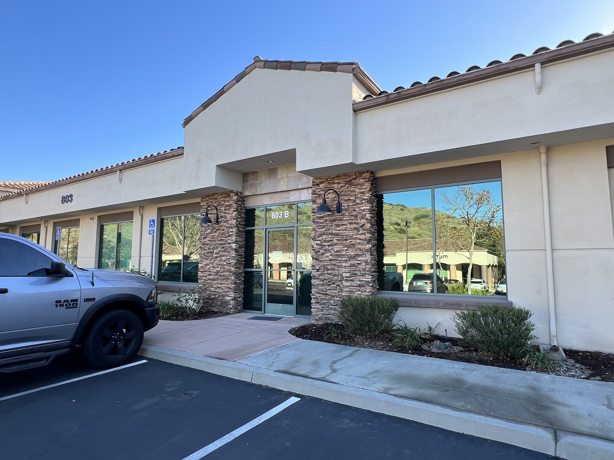 803 Camarillo Springs Rd, Camarillo, CA for Rent