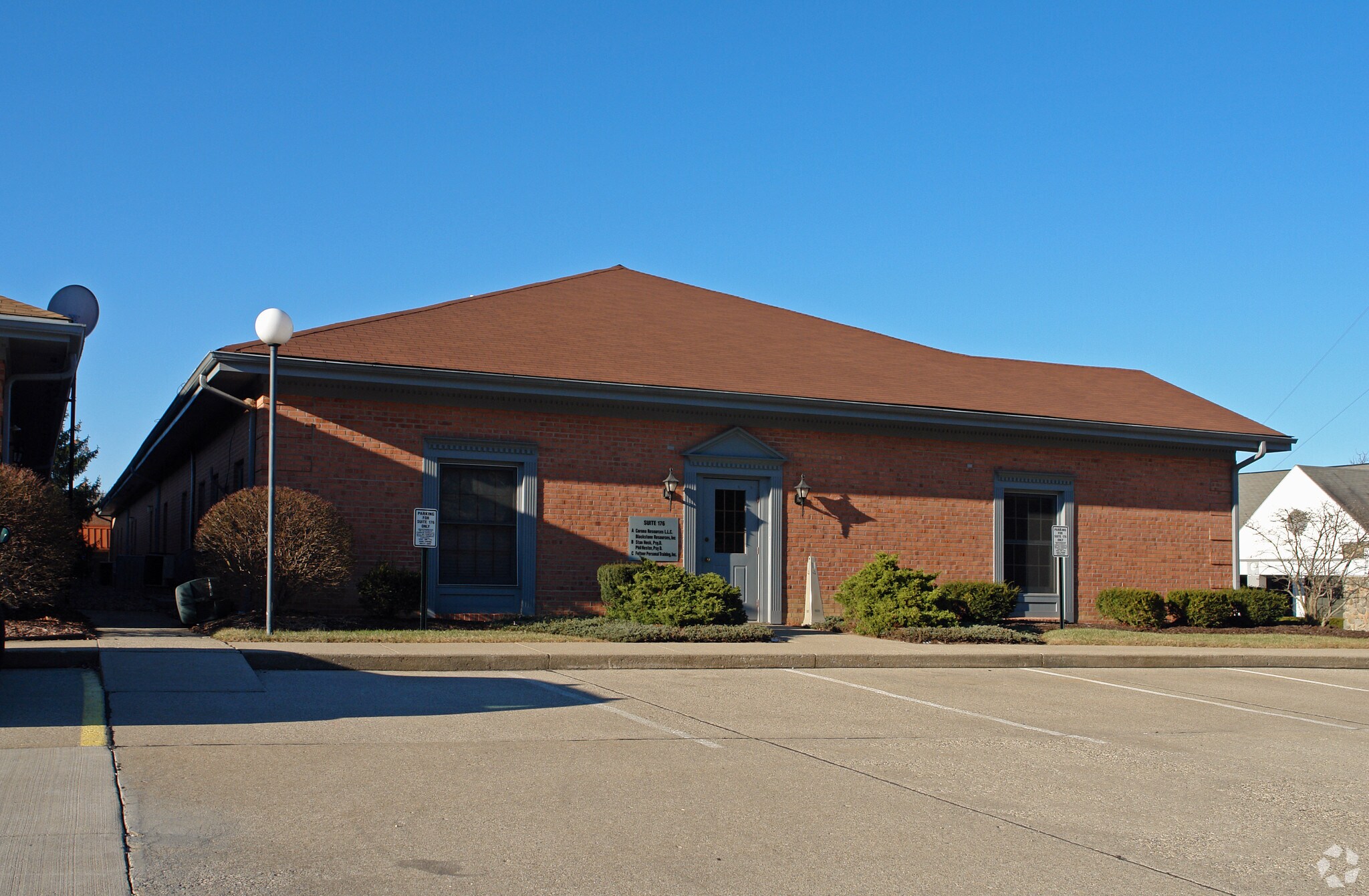 170-176 Barnwood Dr, Edgewood, KY for Rent