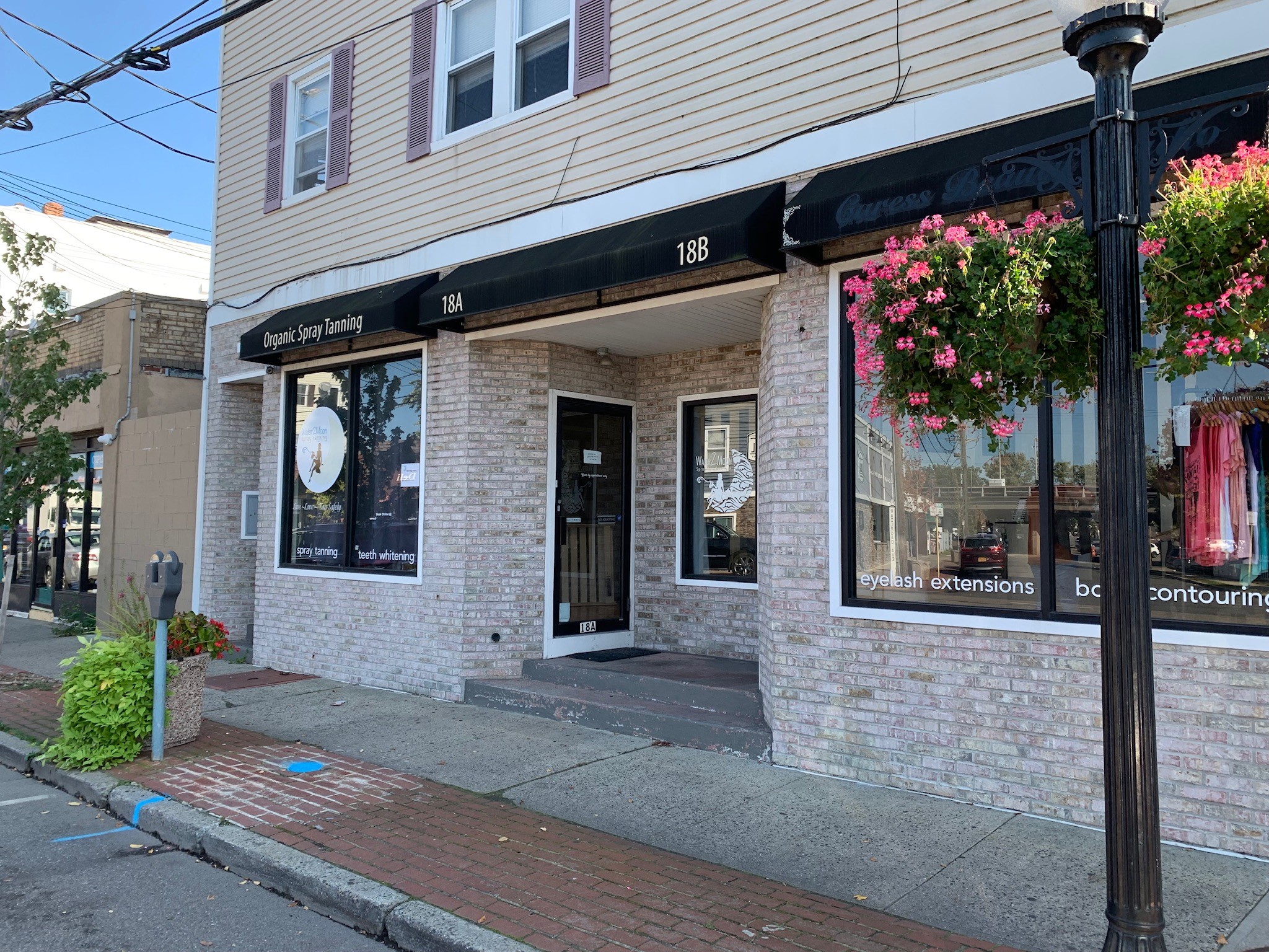 18 Railroad Ave, Babylon, NY for Rent