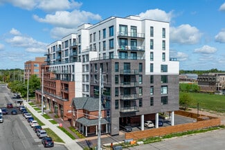 Oakville, ON Retail - 2475 Old Bronte Rd Oakville, ON Retail - 2475 Old Bronte Rd