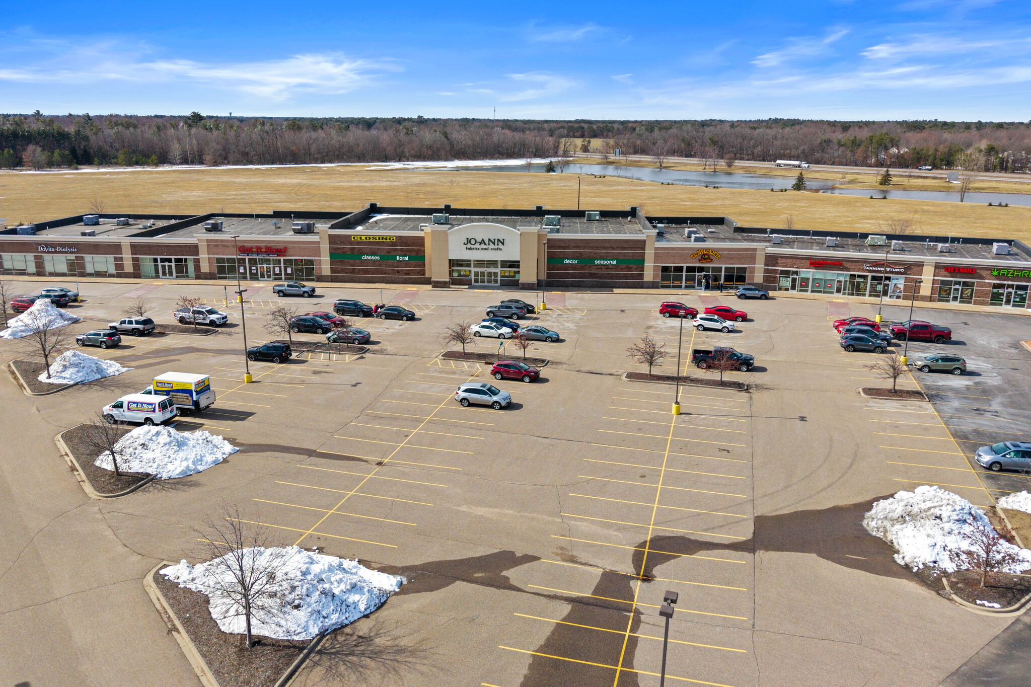 250 Crossroads Dr, Plover, WI for Rent