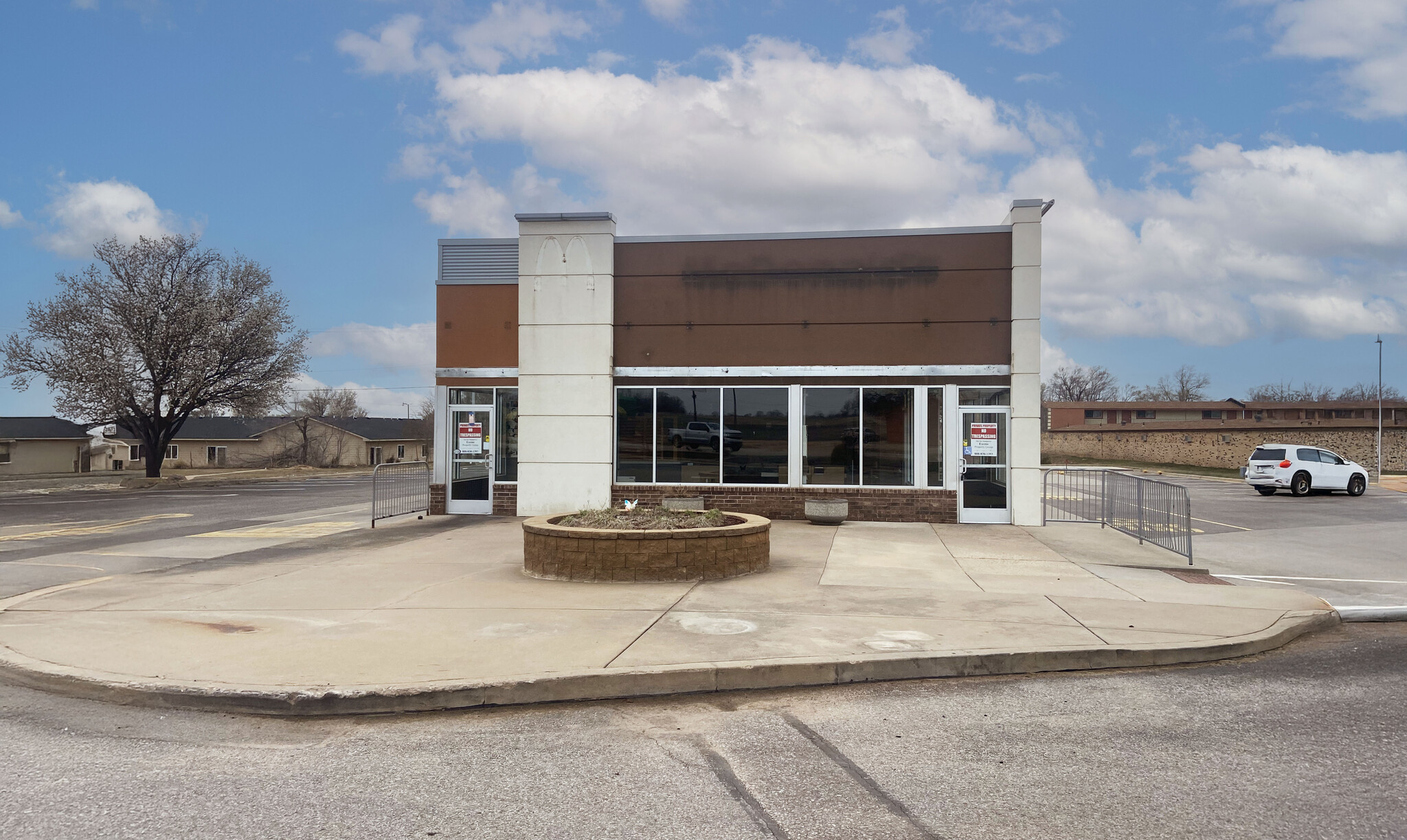 1123 E US Highway 54, Kingman, KS for Rent