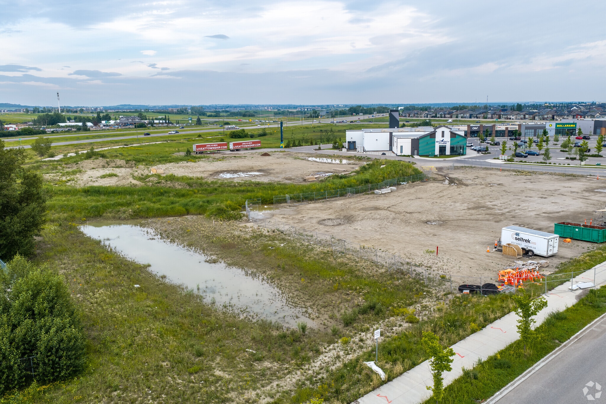 SE Macleod Trail And 210 Av, Calgary, AB for Rent