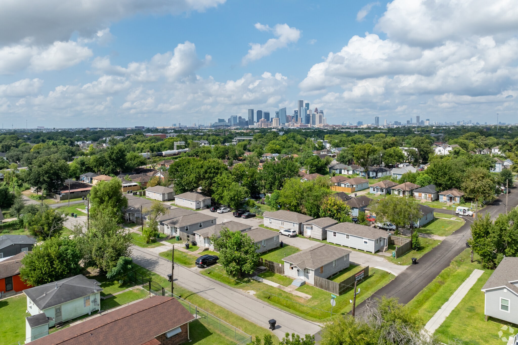 3910 Campbell St, Houston, TX for Sale
