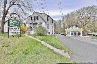 New Paltz, NY Apartments - 235 Main St