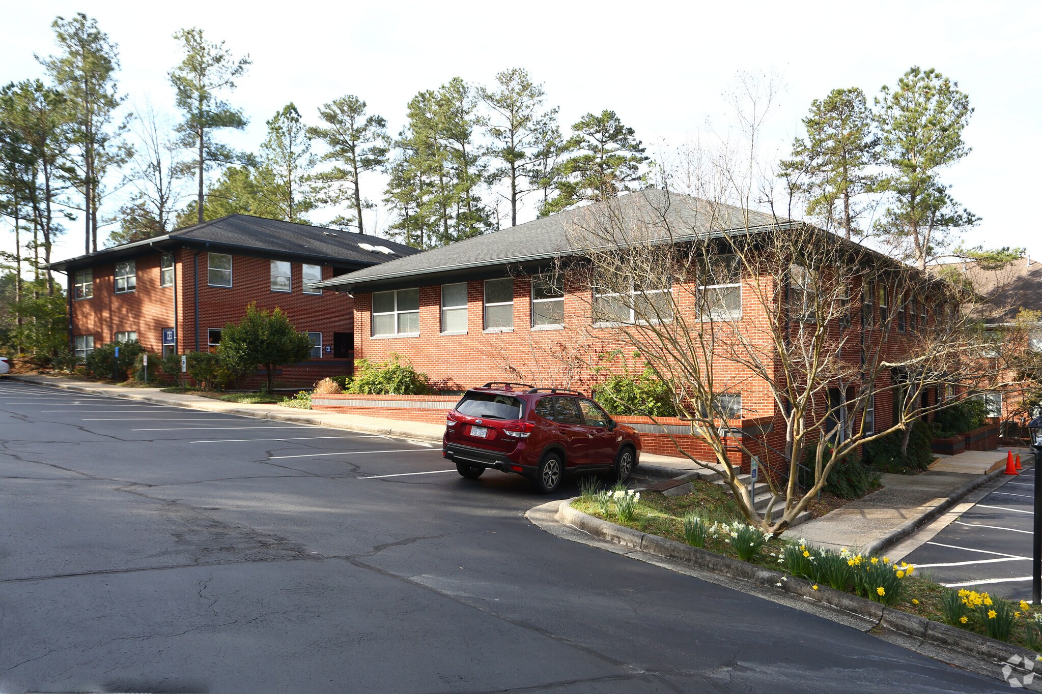 180 Providence Rd Chapel Hill, NC 27514 Office Property for Lease on