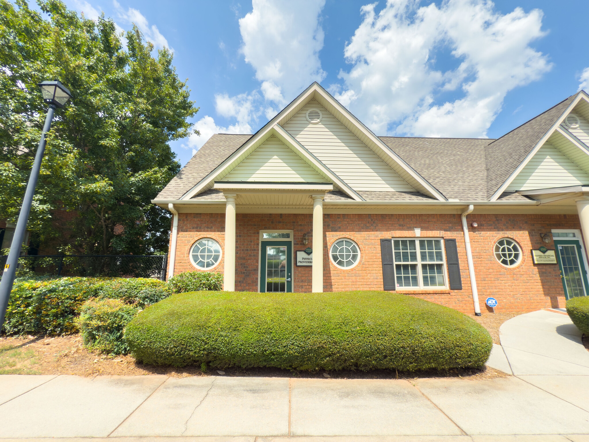 4485 Tench Rd, Suwanee, GA for Sale