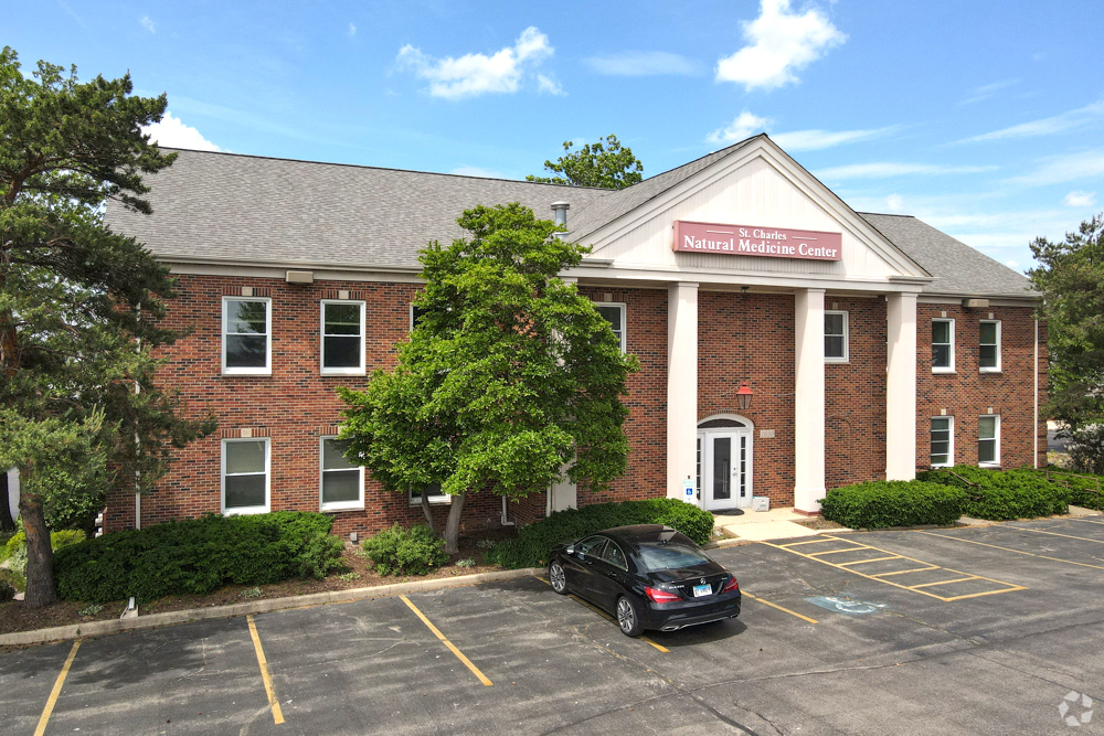 1650 E Main St, St Charles, IL for Sale