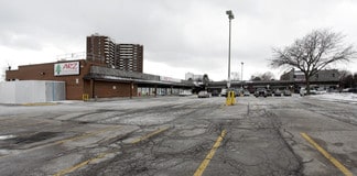 Mississauga, ON Retail - 680 Silver Creek Blvd