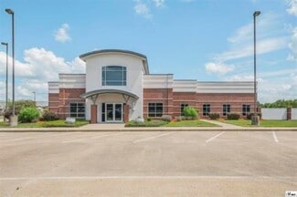 Monroe, LA Veterinarian/Kennel - 3150 Sterlington Rd