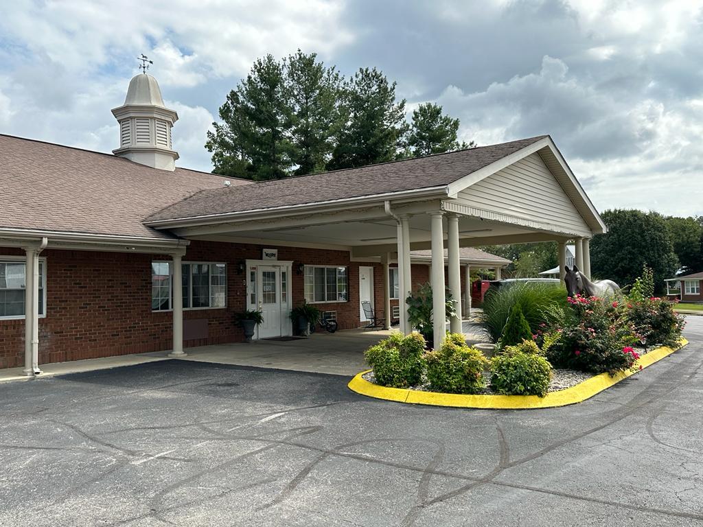 1500 Edmonton Rd, Tompkinsville, KY for Sale
